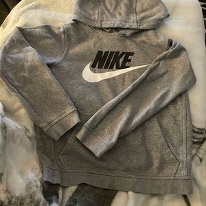 Boys Nike Hoodie/pullover, gray size large